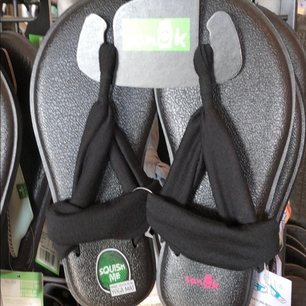 NWT Girls Yoga Sling Sandal